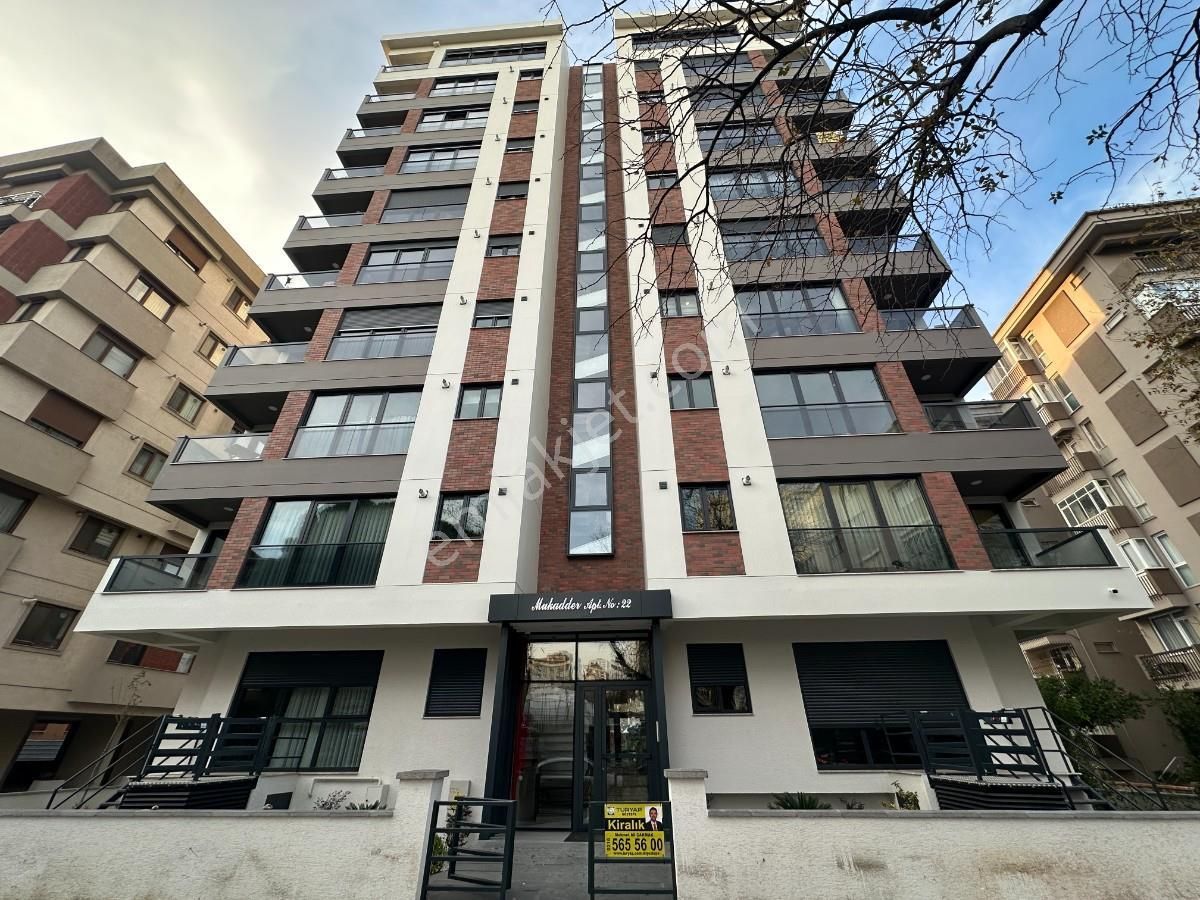 Turyap Göztepe Den Feneryolu Nda 3+1 Kiralık Daire