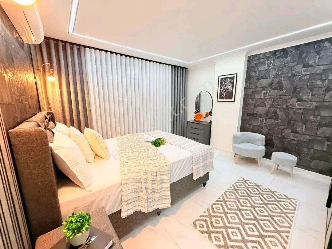 Didim Efeler Mahallesinde 530 Metre Arsada 4+1 Havuzlu Tam Mustakil Villa Satıyoruz - Görsel 12