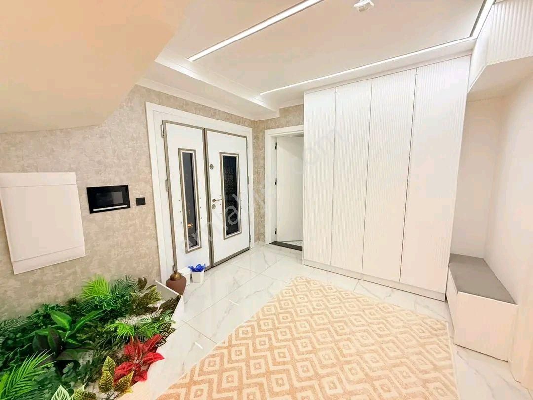 Didim Efeler Mahallesinde 530 Metre Arsada 4+1 Havuzlu Tam Mustakil Villa Satıyoruz - Görsel 9