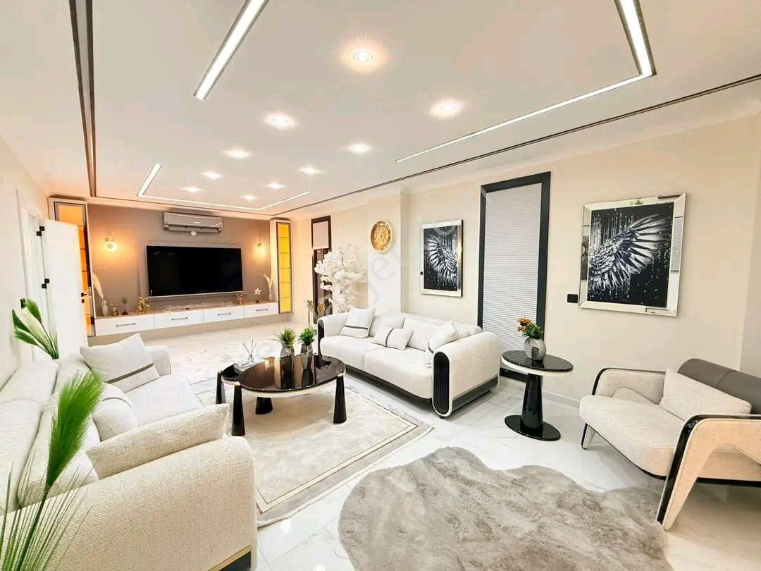 Didim Efeler Mahallesinde 530 Metre Arsada 4+1 Havuzlu Tam Mustakil Villa Satıyoruz - Görsel 2