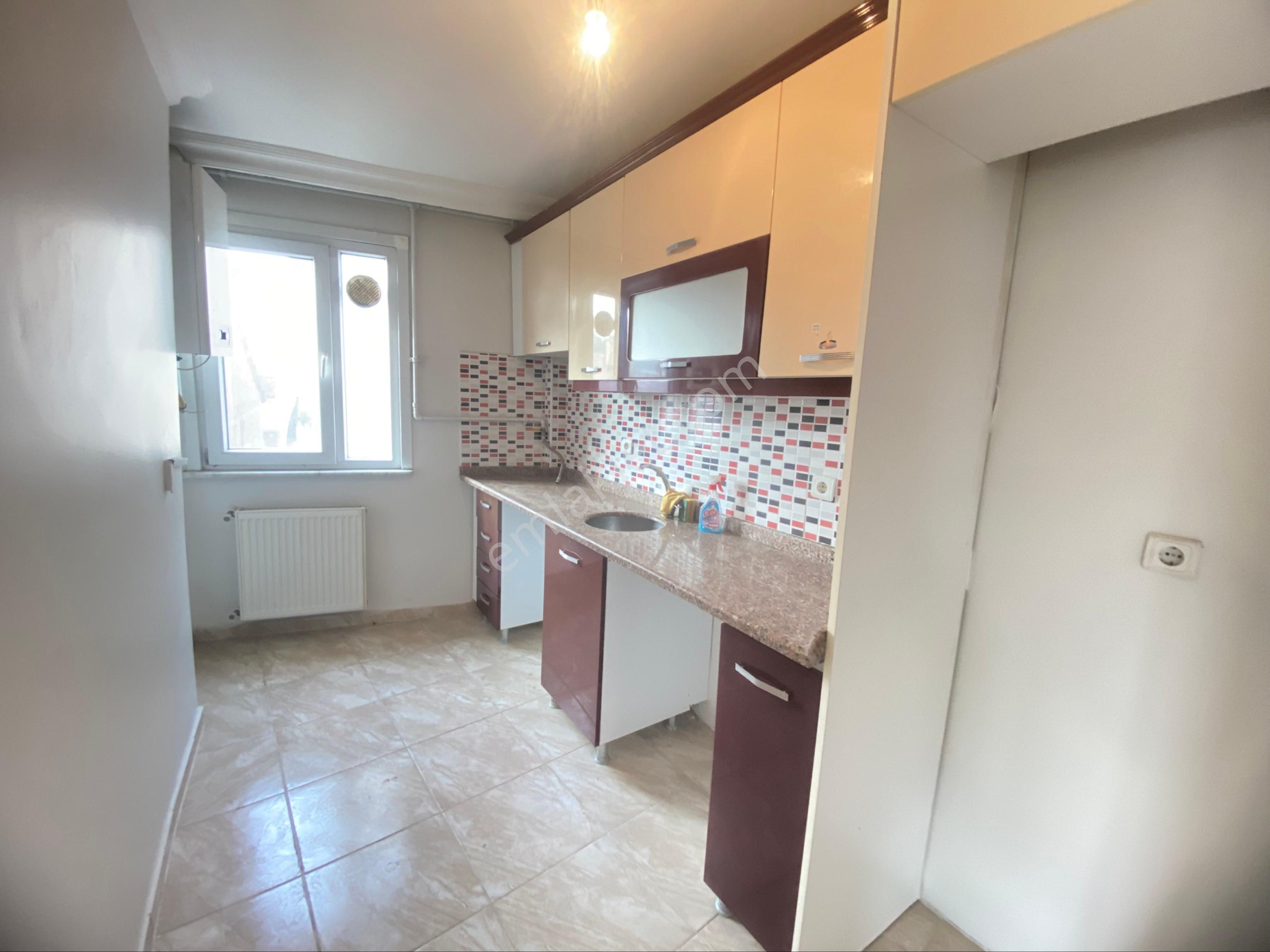 Abdurahmangazi Mahallesinde Süper Konumda 3+1 Satılık Üst Dubleks - Görsel 6