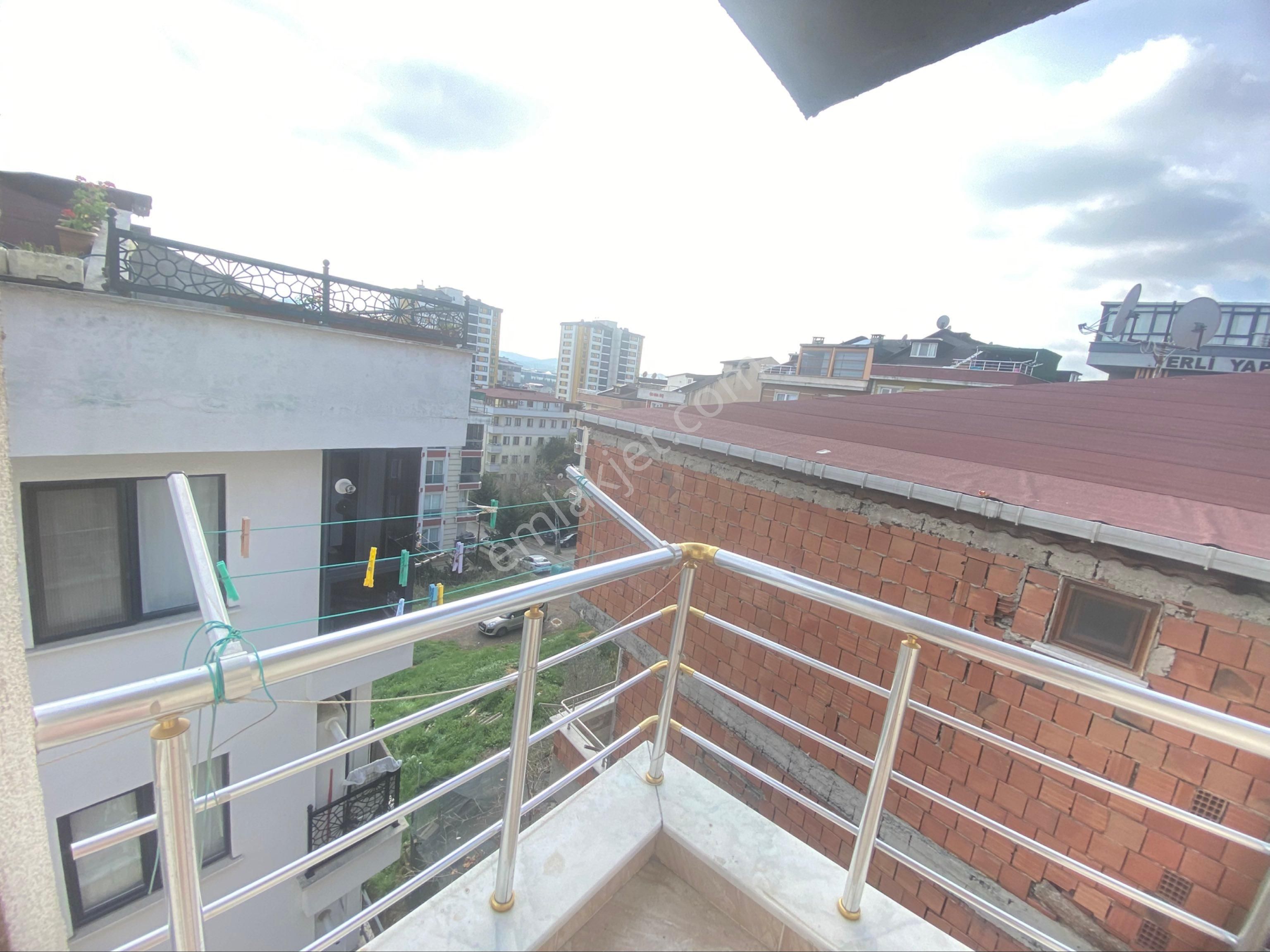 Abdurahmangazi Mahallesinde Süper Konumda 3+1 Satılık Üst Dubleks - Görsel 17