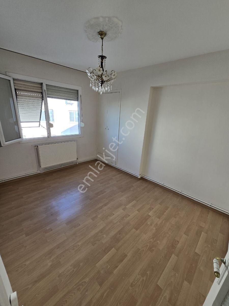 Uçan Emlak- Sevgi Yolu, Metro Yakını, 3+1, Doğalgazlı, Bakımlı - Görsel 23