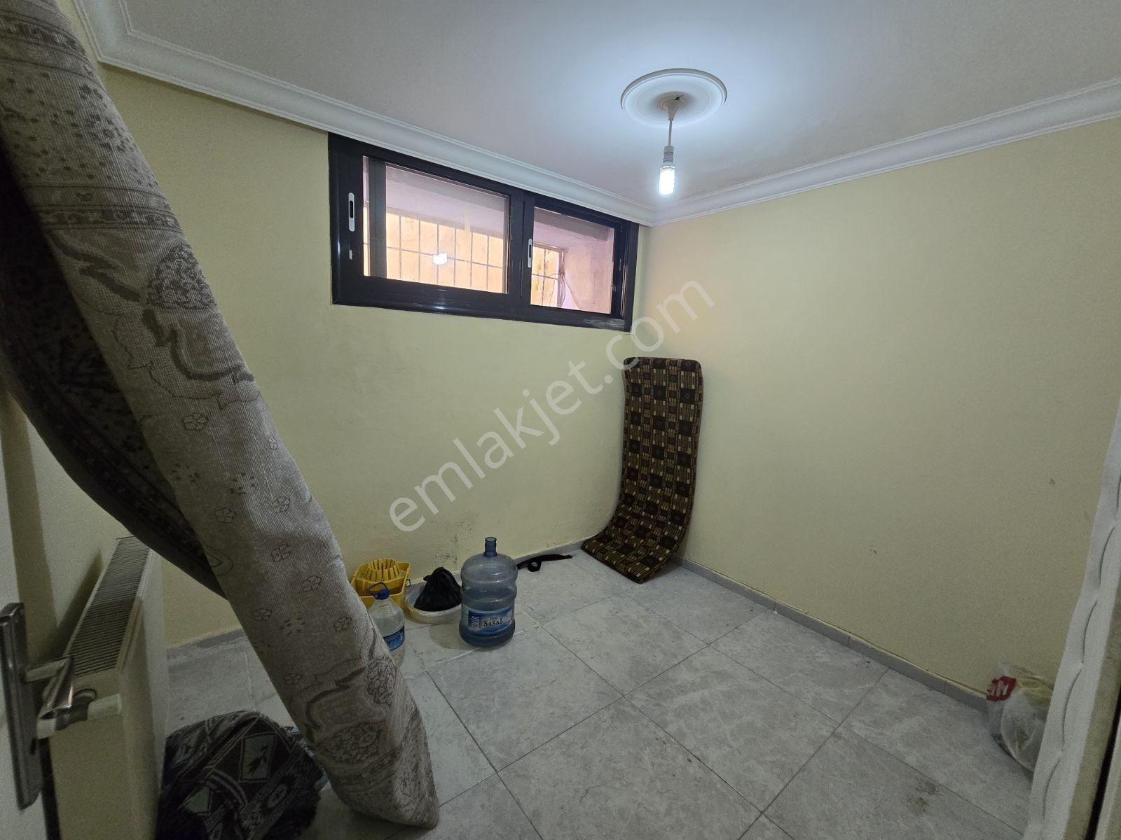 Uçan Emlak- Üçyol Metro Yakını, 3+1, Dekorlu, Doğalgazlı, Boş - Görsel 21