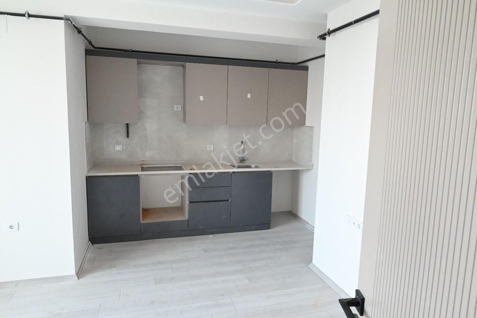 Üstünkent'ten Çiftlikköy'de Satılık 2+1 Yatırımlık Sıfır Daire - Görsel 11