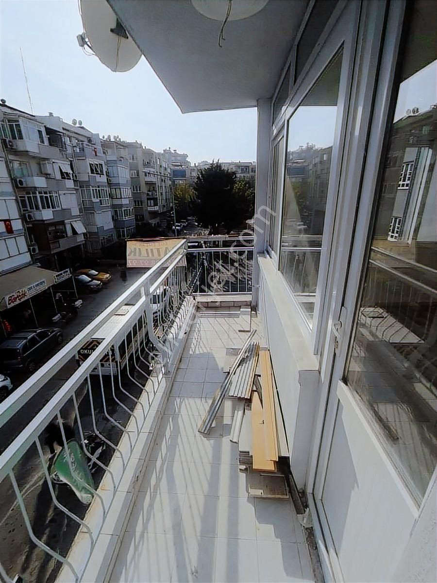 Üçyol Metroya Yakın Full Bakımlı Satılık 3+1 Daire - Görsel 28