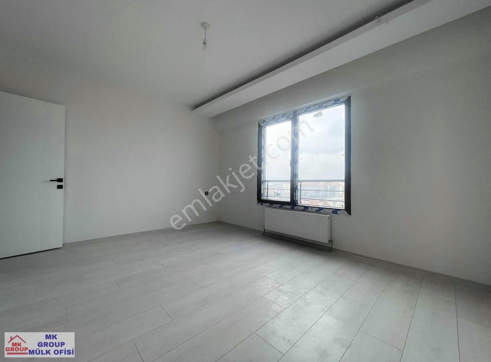 Yenidoğanın En İşlek Lokasyonunda Site İçi Sıfır 3+1 Satılık - Görsel 19