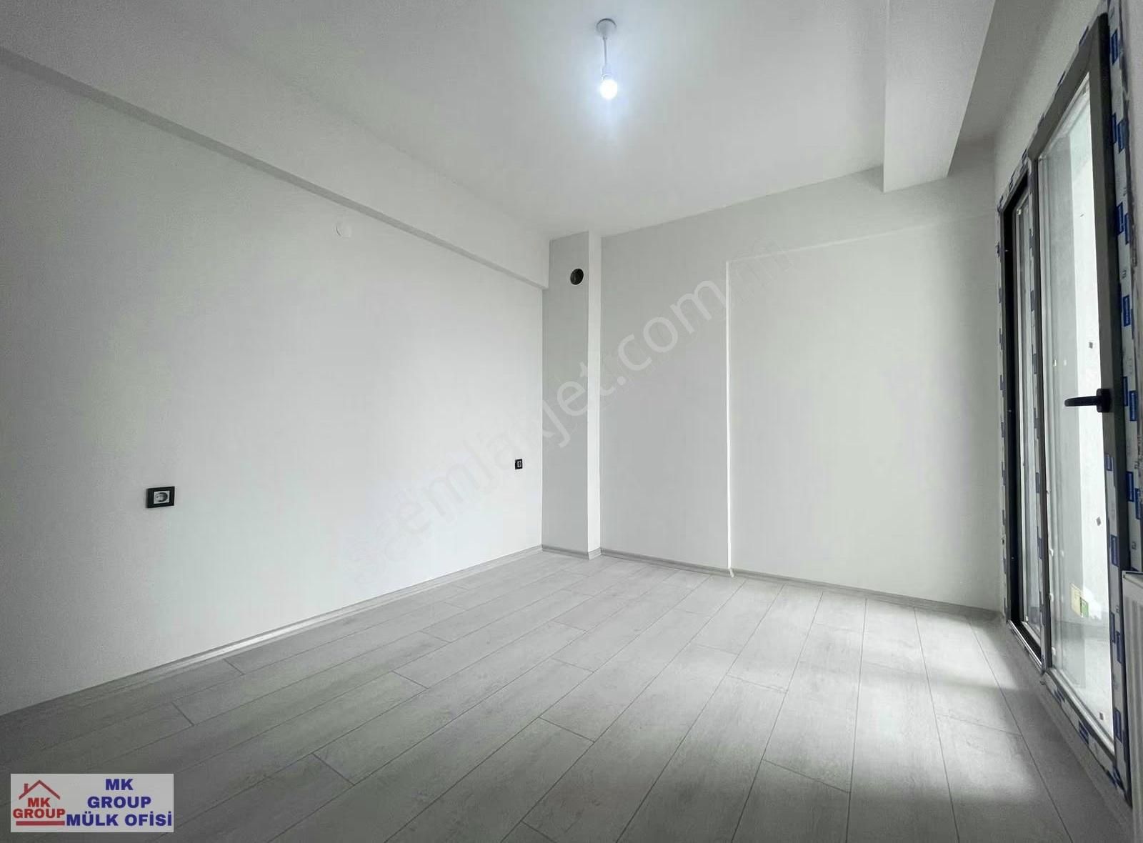 Yenidoğanın En İşlek Lokasyonunda Site İçi Sıfır 3+1 Satılık - Görsel 20