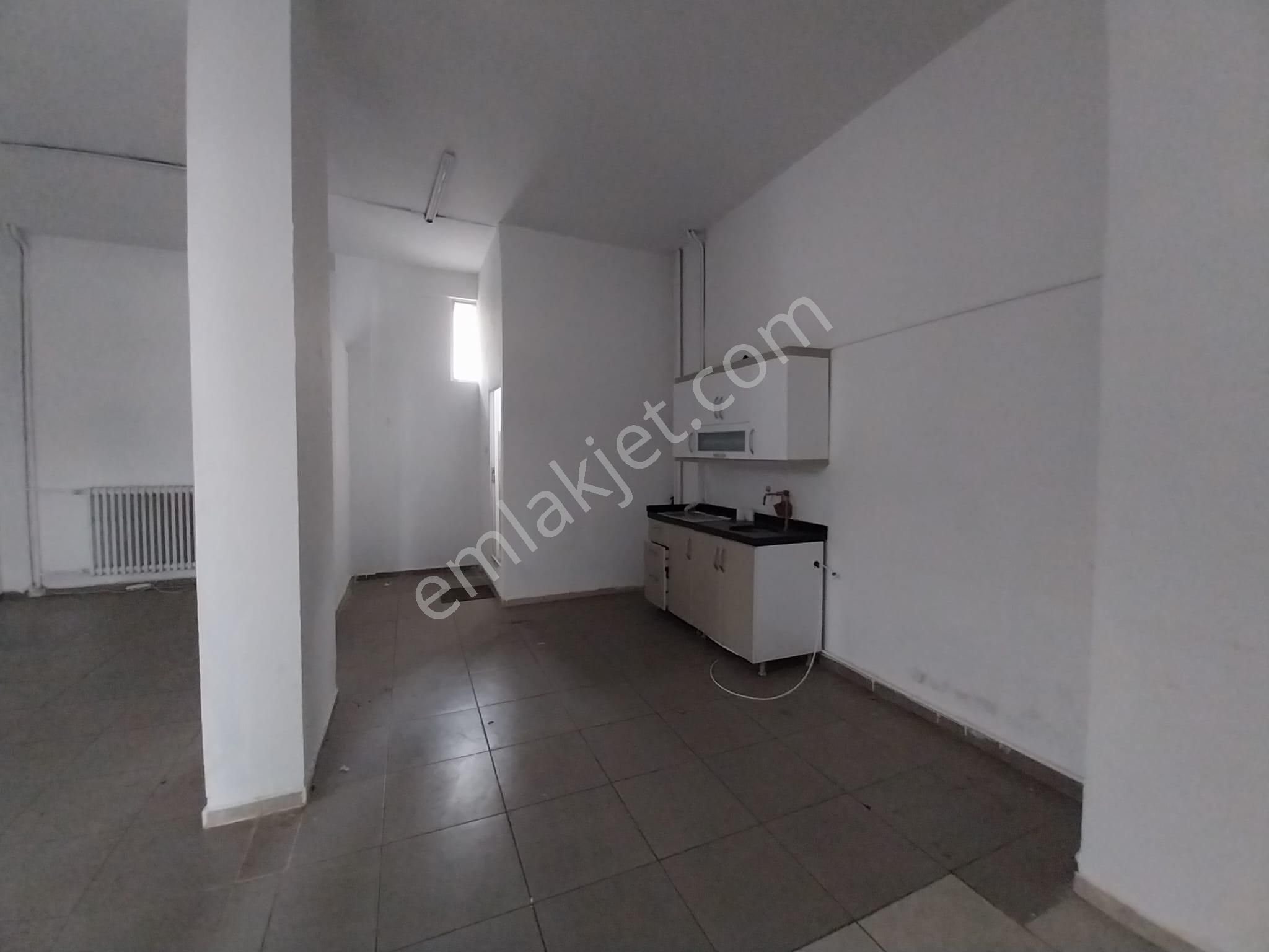 Kadıköy İnönü Caddesi Ozan Sokak Kiralık Dükkan - Görsel 25