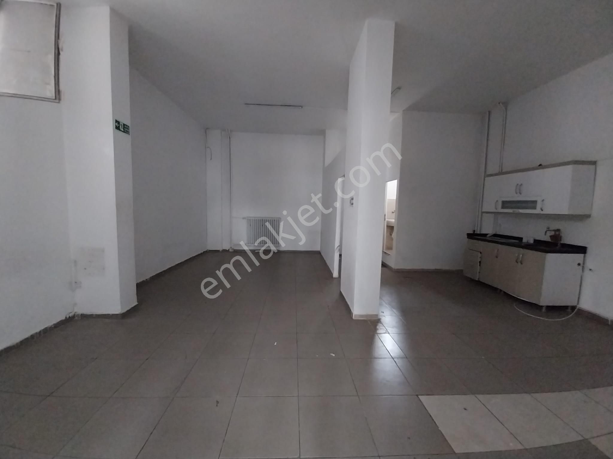 Kadıköy İnönü Caddesi Ozan Sokak Kiralık Dükkan - Görsel 30