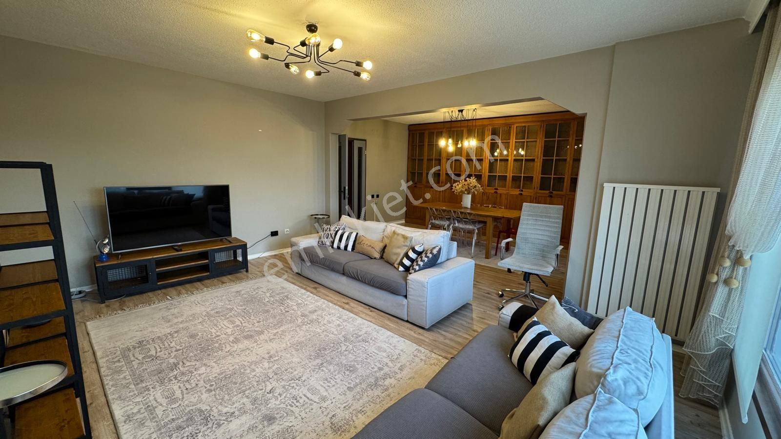 Bilkent 2 Park Sitesinde İçi Lüks Yapılı Katta Manzaralı 3+1 150 M2 Full Mobilyalı Kiralık Daire