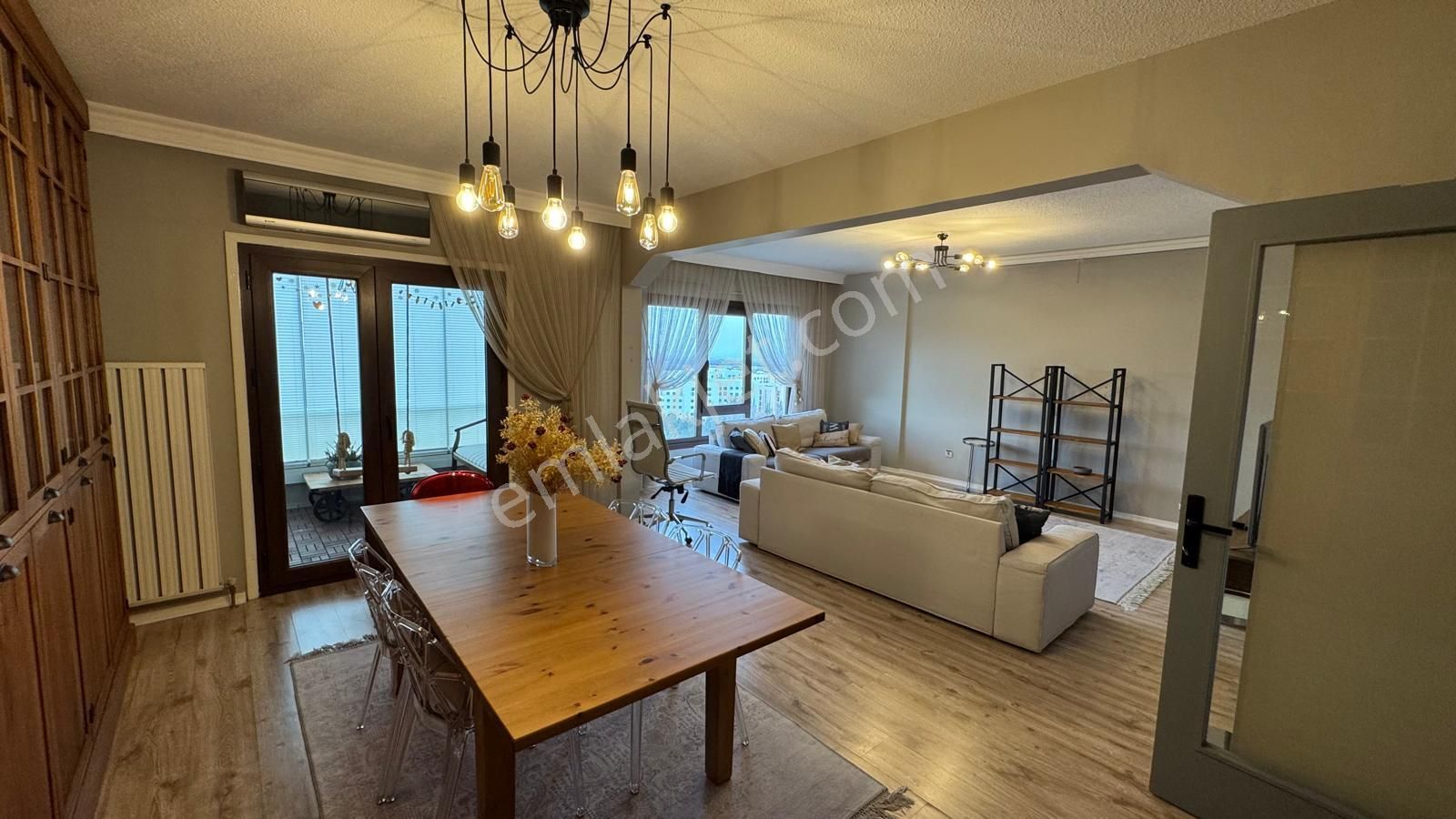 Bilkent 2 Park Sitesinde İçi Lüks Yapılı Katta Manzaralı 3+1 150 M2 Full Mobilyalı Kiralık Daire - Görsel 3