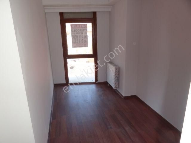 Ünalan'da Metro-metrobüs Yakını Genç Bina Fırsat Satılık Daire 2+1,85m2 - Görsel 27