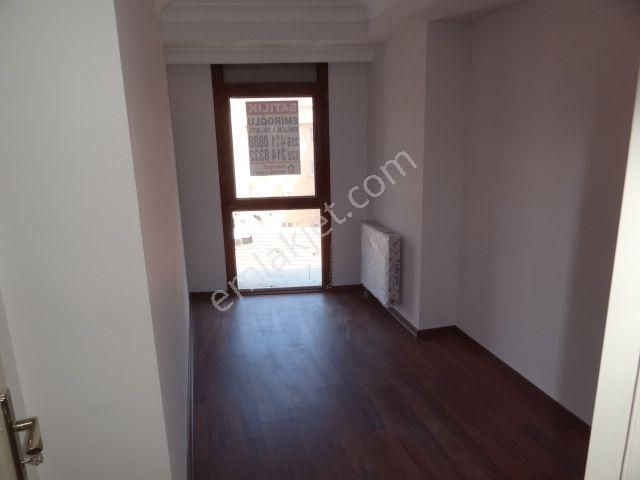 Ünalan'da Metro-metrobüs Yakını Genç Bina Fırsat Satılık Daire 2+1,85m2 - Görsel 25