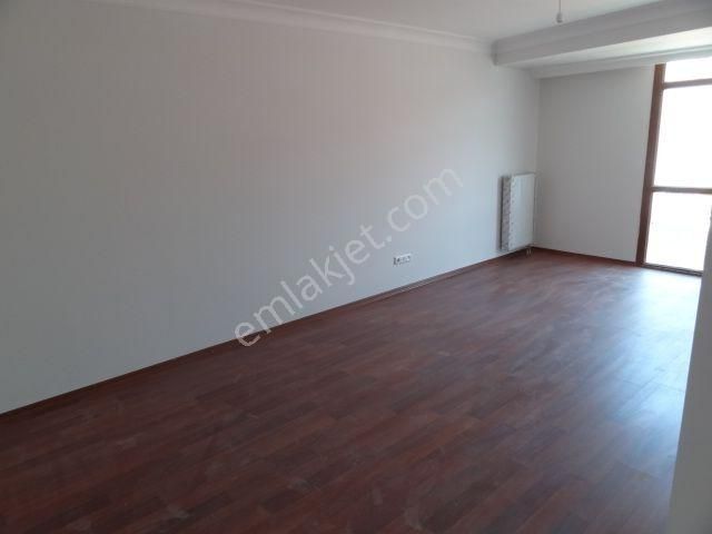 Ünalan'da Metro-metrobüs Yakını Genç Bina Fırsat Satılık Daire 2+1,85m2 - Görsel 20