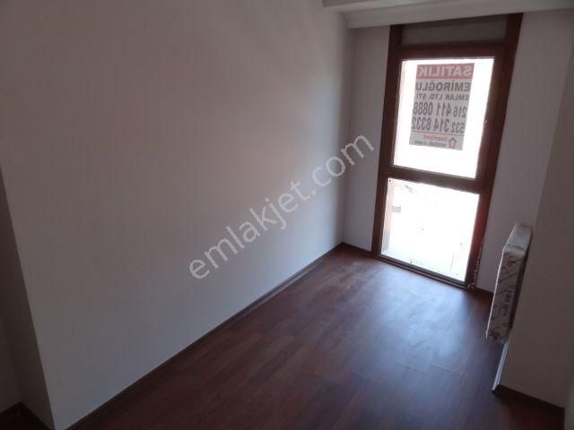 Ünalan'da Metro-metrobüs Yakını Genç Bina Fırsat Satılık Daire 2+1,85m2 - Görsel 28