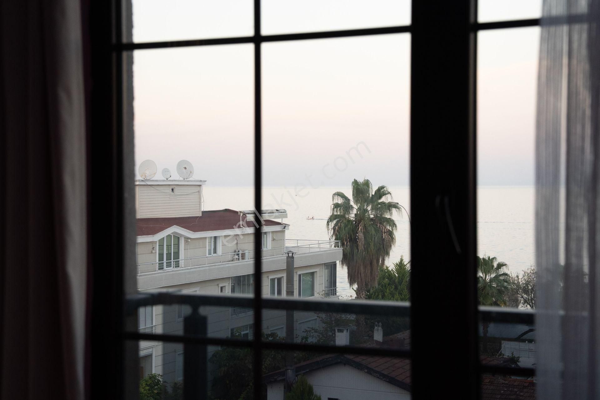 Atakum Atakent Sahilde 1+1 Günlük Kiralık – Deniz Manzaralı, Sahile 25 M, Güvenlikli & Full Eşyalı - Görsel 8