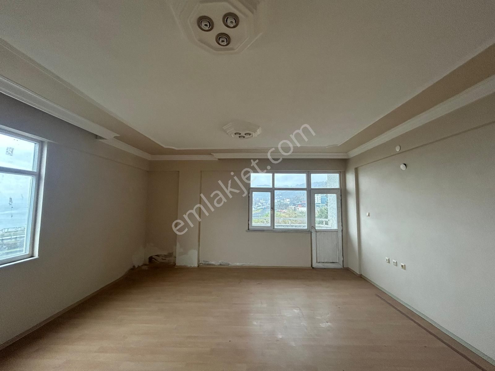 Premar Gayrimenkulden Araklı Yolgörende Fırsat Satılık Bina - Görsel 17