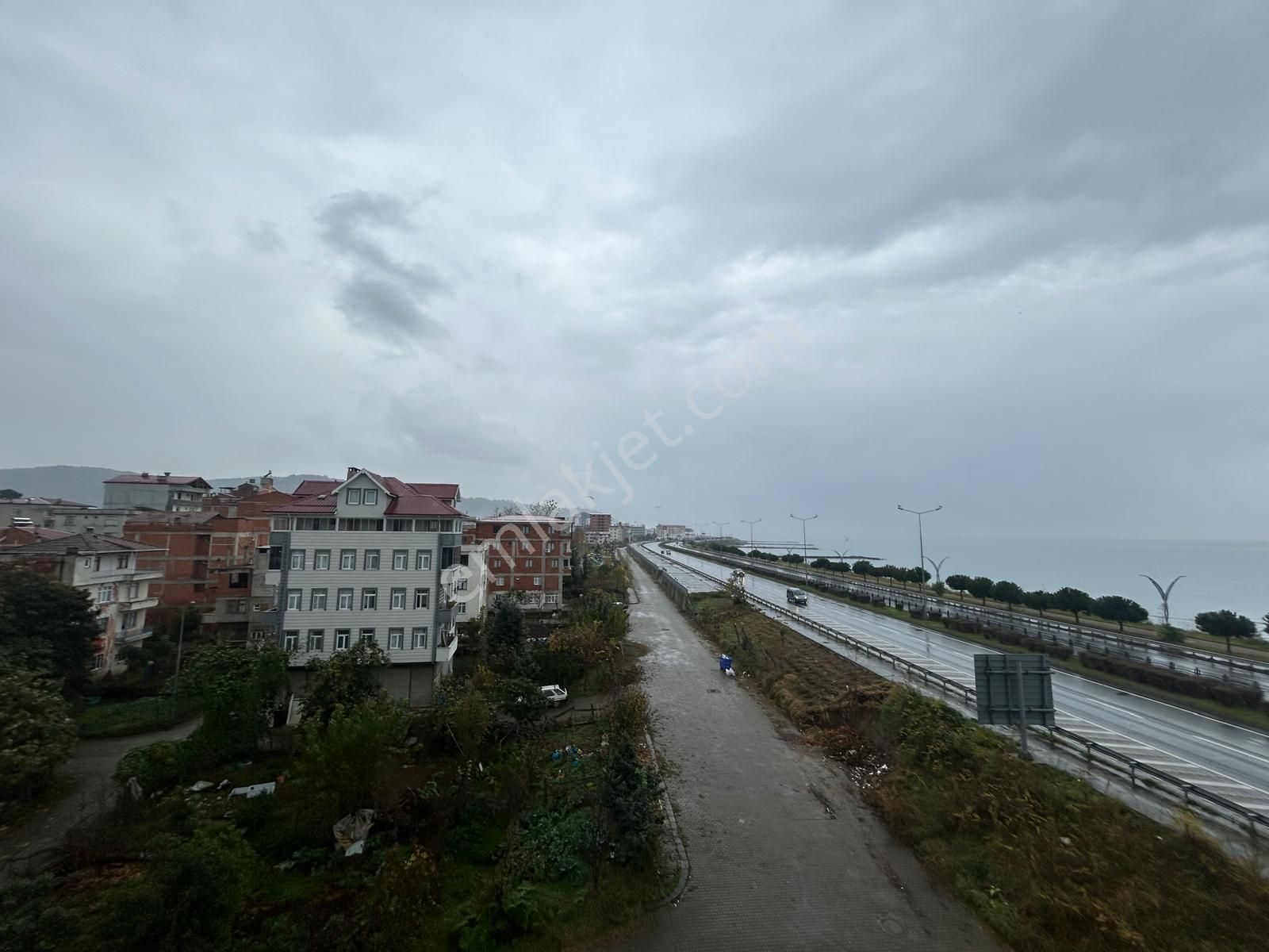 Premar Gayrimenkulden Araklı Yolgörende Fırsat Satılık Bina - Görsel 8