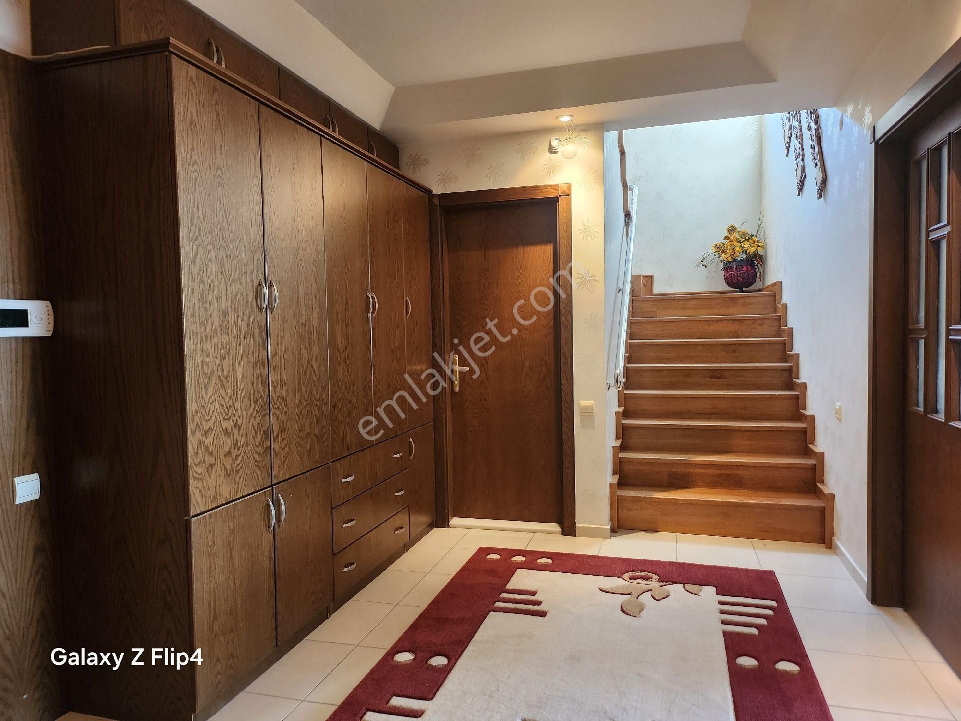 Çankaya Yıldız Hilal Mahallesinde Teraslı Vadi Manzaralı Satılık Dubleks Daire - Görsel 27