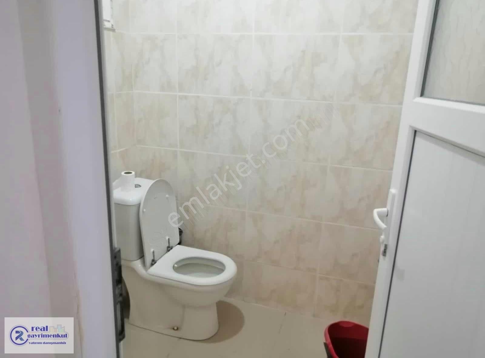 Avşa Adası'nda Denize Yürüme Mesafesinde Satılık Tripleks Villa - Görsel 6