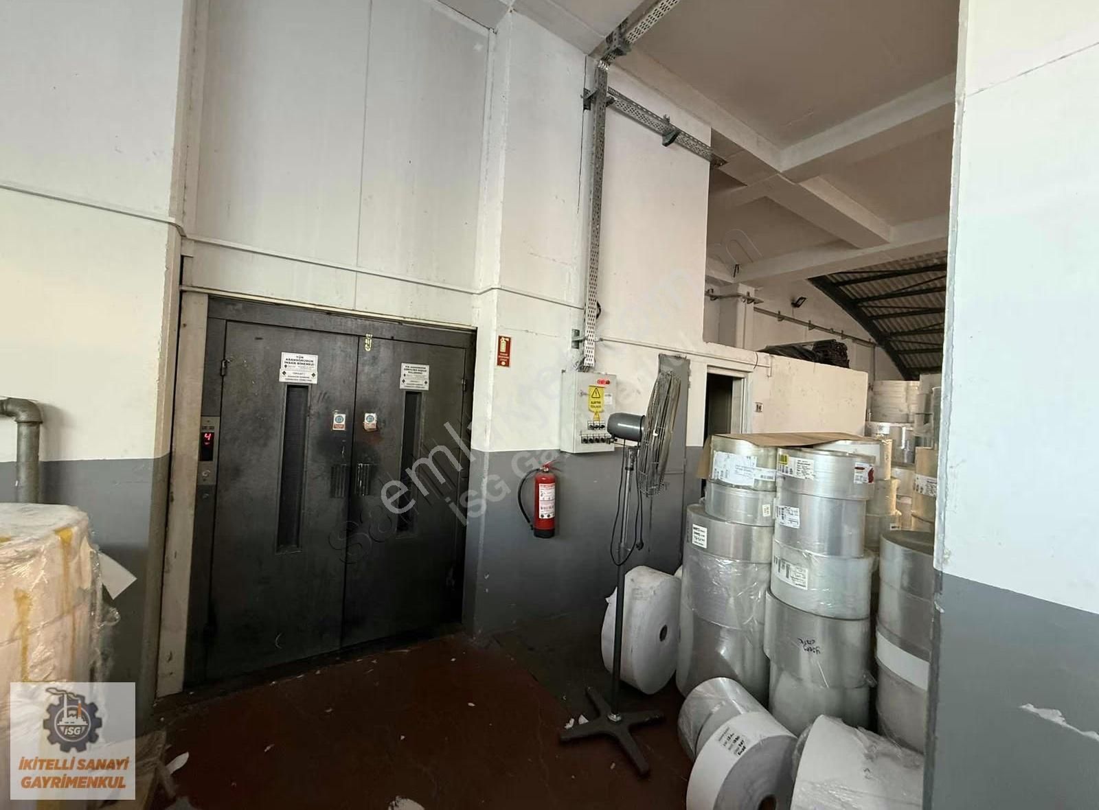 İkitelli Osb İpkas Sanayi Sitesinde Satılık 1350 M2 İmalathane - Görsel 12