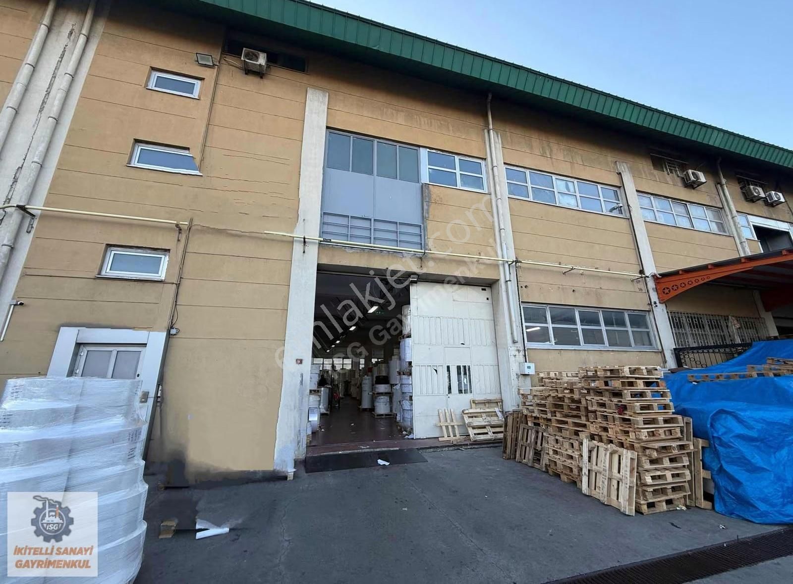 İkitelli Osb İpkas Sanayi Sitesinde Satılık 1350 M2 İmalathane