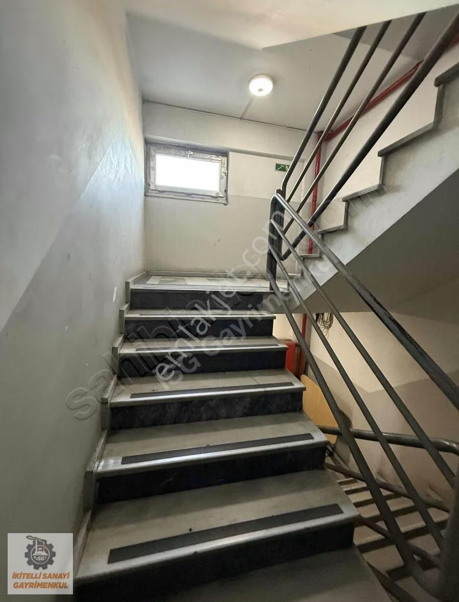 İkitelli Osb İpkas Sanayi Sitesinde Satılık 1350 M2 İmalathane - Görsel 16