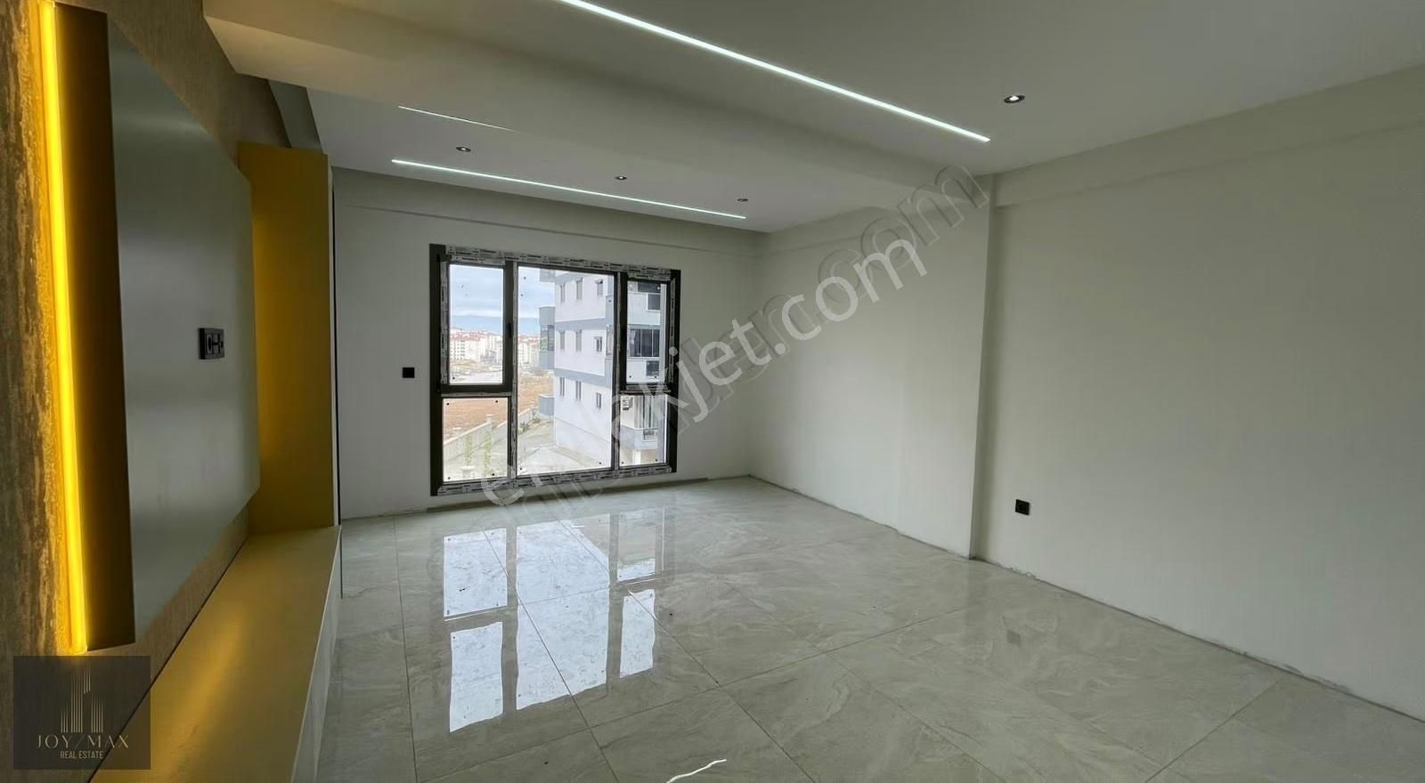 Joy/max Gayrimenkulden Yenişafakta Satılık Lüks Daireler - Görsel 2