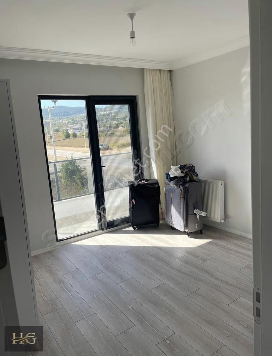 Alpagut 3+1 Lüks Daire( Emin Ev Ve Fuzul Ev İçin Uygun) - Görsel 25