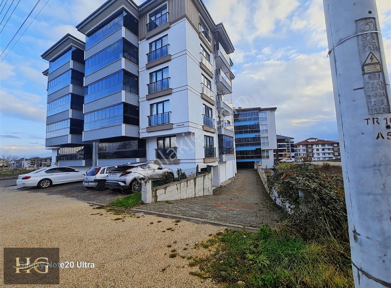 Alpagut 3+1 Lüks Daire( Emin Ev Ve Fuzul Ev İçin Uygun) - Görsel 21