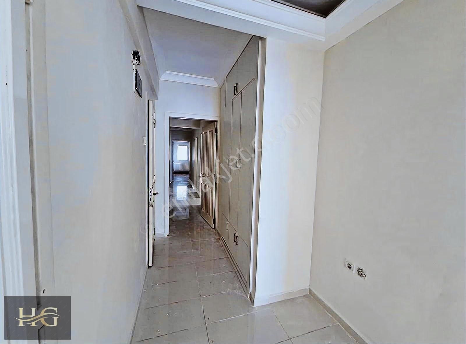 Karşıyaka Bostalı, Merkezi Konumda Kiralık 3+1 Daire - Görsel 23