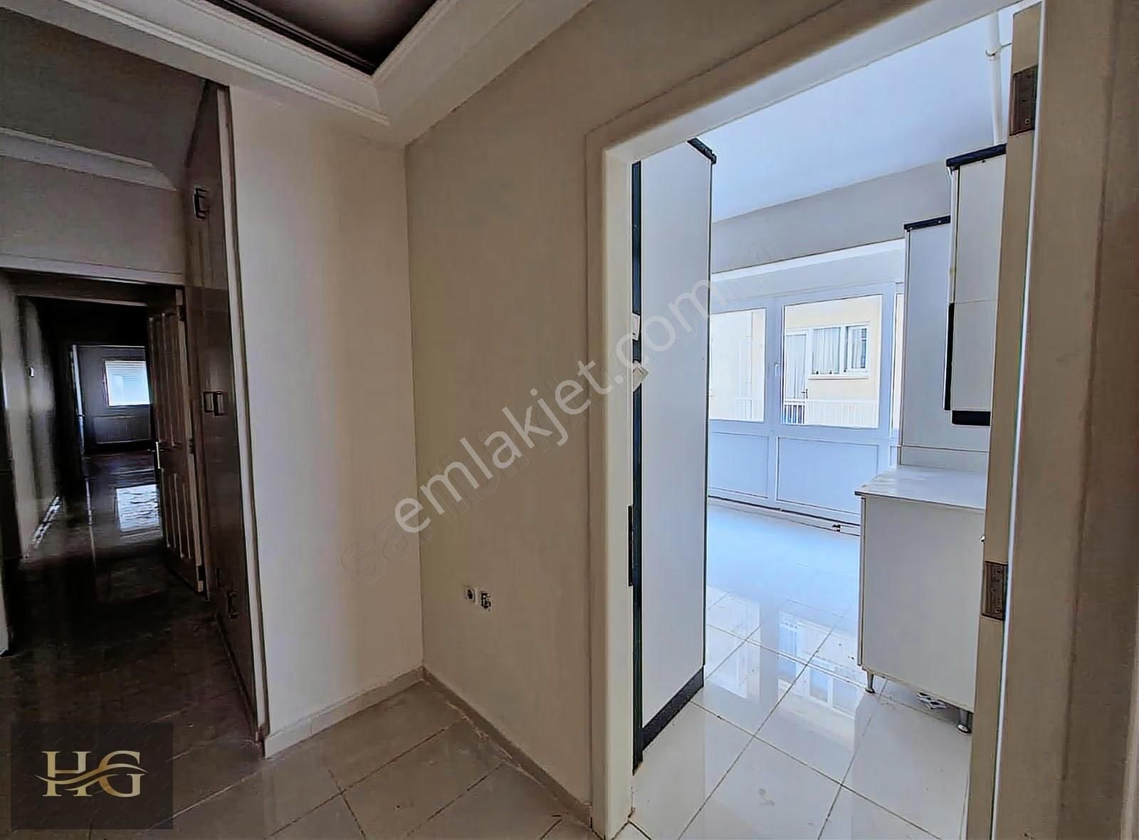 Karşıyaka Bostalı, Merkezi Konumda Kiralık 3+1 Daire - Görsel 28