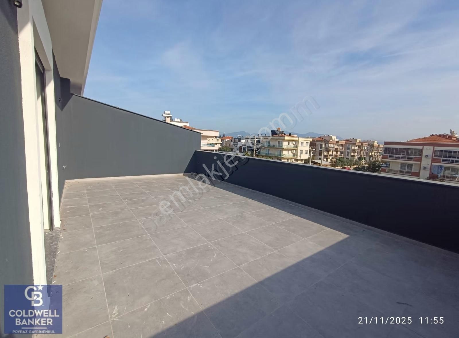 Menderes Coldwell Banker Poyraz'dan Merkezi Konumda 4+1 Villa - Görsel 16