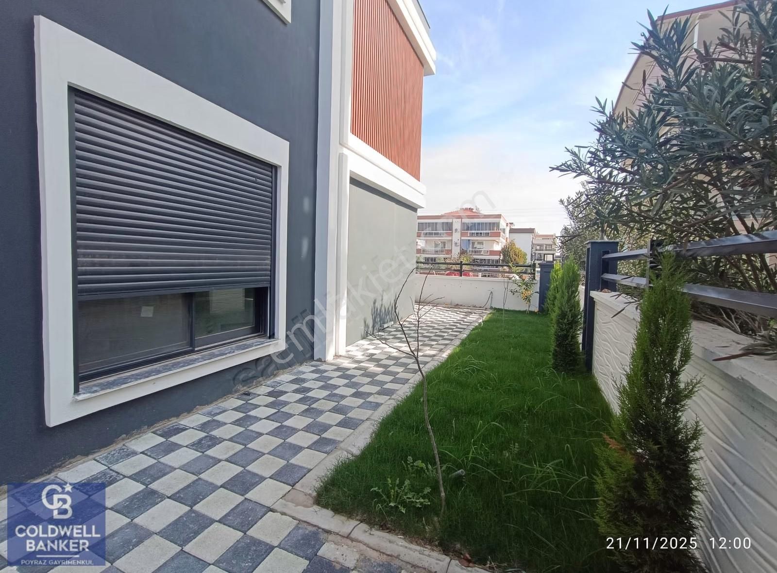 Menderes Coldwell Banker Poyraz'dan Merkezi Konumda 4+1 Villa - Görsel 27