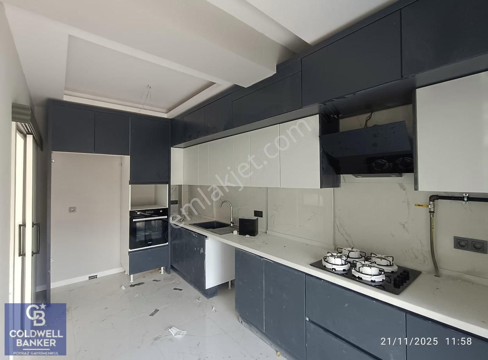 Menderes Coldwell Banker Poyraz'dan Merkezi Konumda 4+1 Villa - Görsel 18