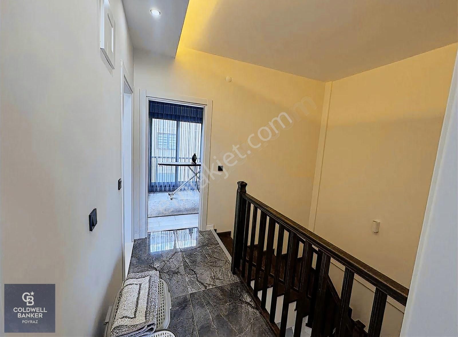 Menderes Coldwell Banker Poyraz'dan Site İçi 4+1 Triplex Villa - Görsel 12