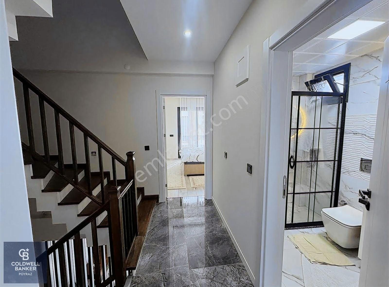 Menderes Coldwell Banker Poyraz'dan Site İçi 4+1 Triplex Villa - Görsel 11