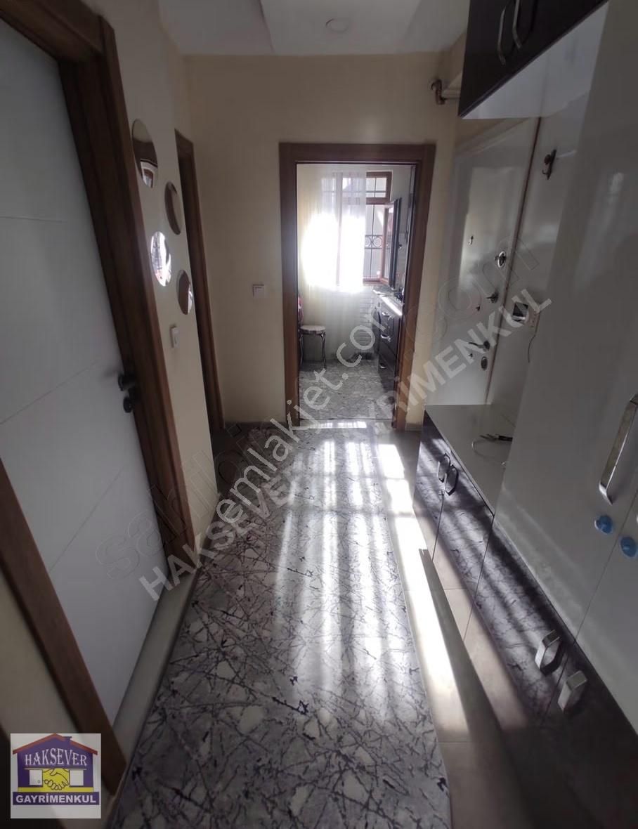 Hakseverde Aslangazi Okuluna Yakın Satılık Balkonlu Yüksek Giriş - Görsel 5