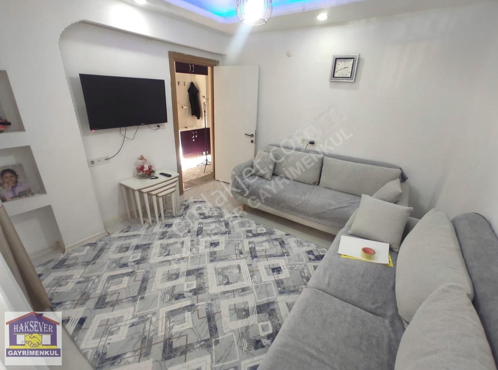 Hakseverde Aslangazi Okuluna Yakın Satılık Balkonlu Yüksek Giriş - Görsel 23