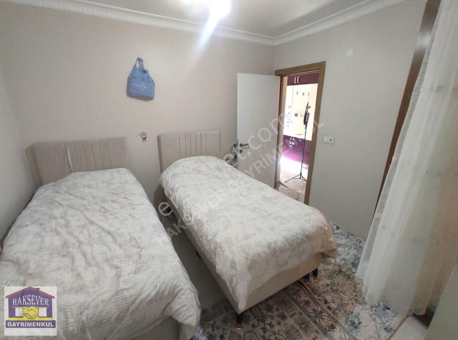 Hakseverde Aslangazi Okuluna Yakın Satılık Balkonlu Yüksek Giriş - Görsel 27