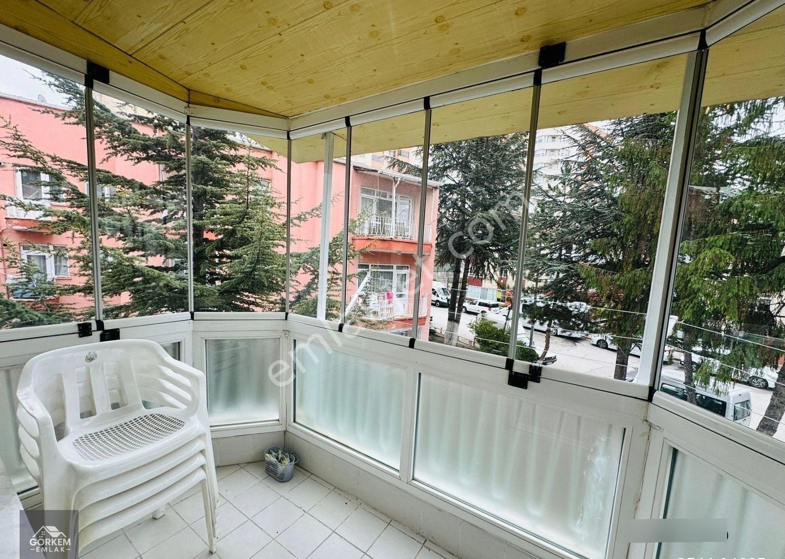 Görkem'den 19 Mayıs Hastane Yanı 2+1 Bağımsız Ön Katta Mantolamalı Güney Batı Cephe - Görsel 29