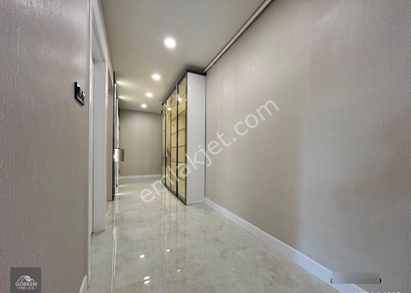 Görkem'den Cadde Paraleli 2+1 Bağımsız Kombili Balkonlu Kat Konumunda - Görsel 9