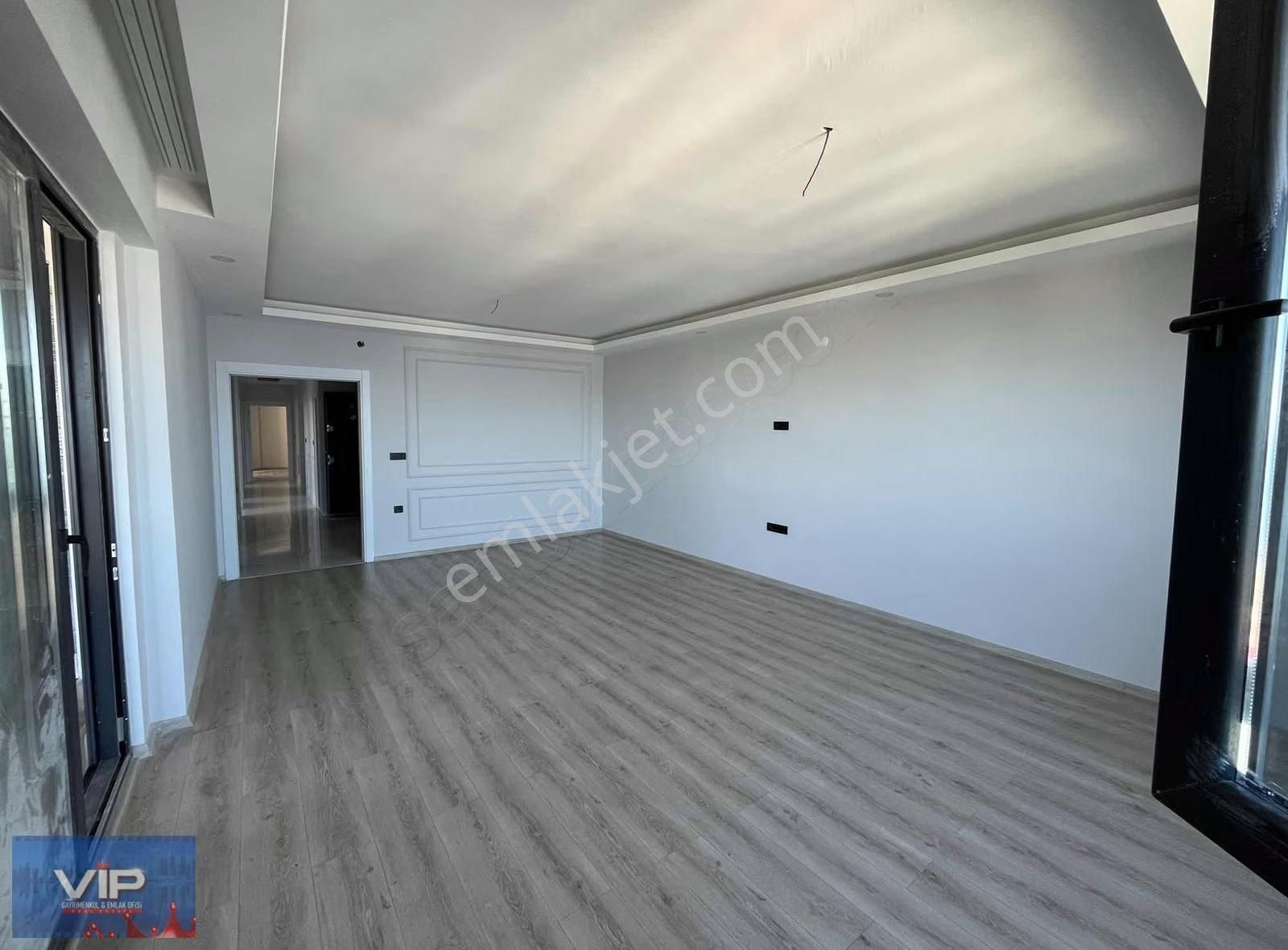 Vıp Gayrimenkuldan Manzara Sitesinde Kiralık Daire - Görsel 17