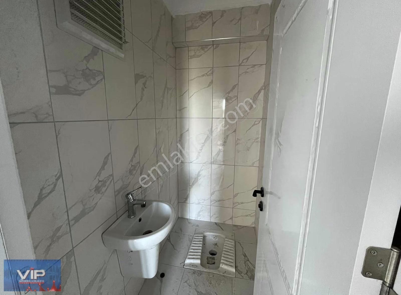 Vıp Gayrimenkuldan Manzara Sitesinde Kiralık Daire - Görsel 32