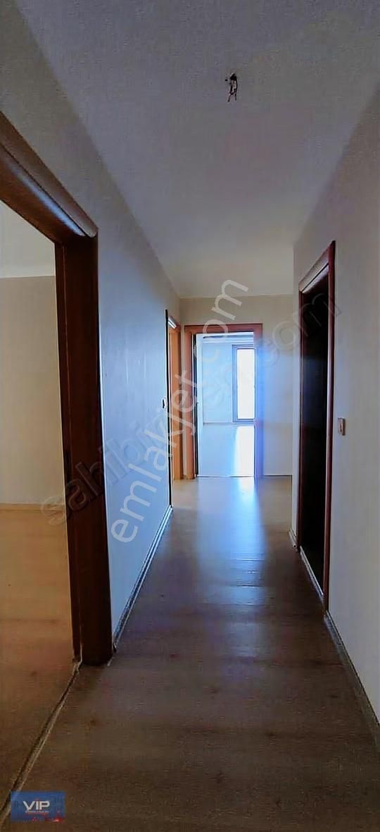 Vıp Real Estate/vakfıkebir Huzur Plaza'da Kiralık Daire - Görsel 3