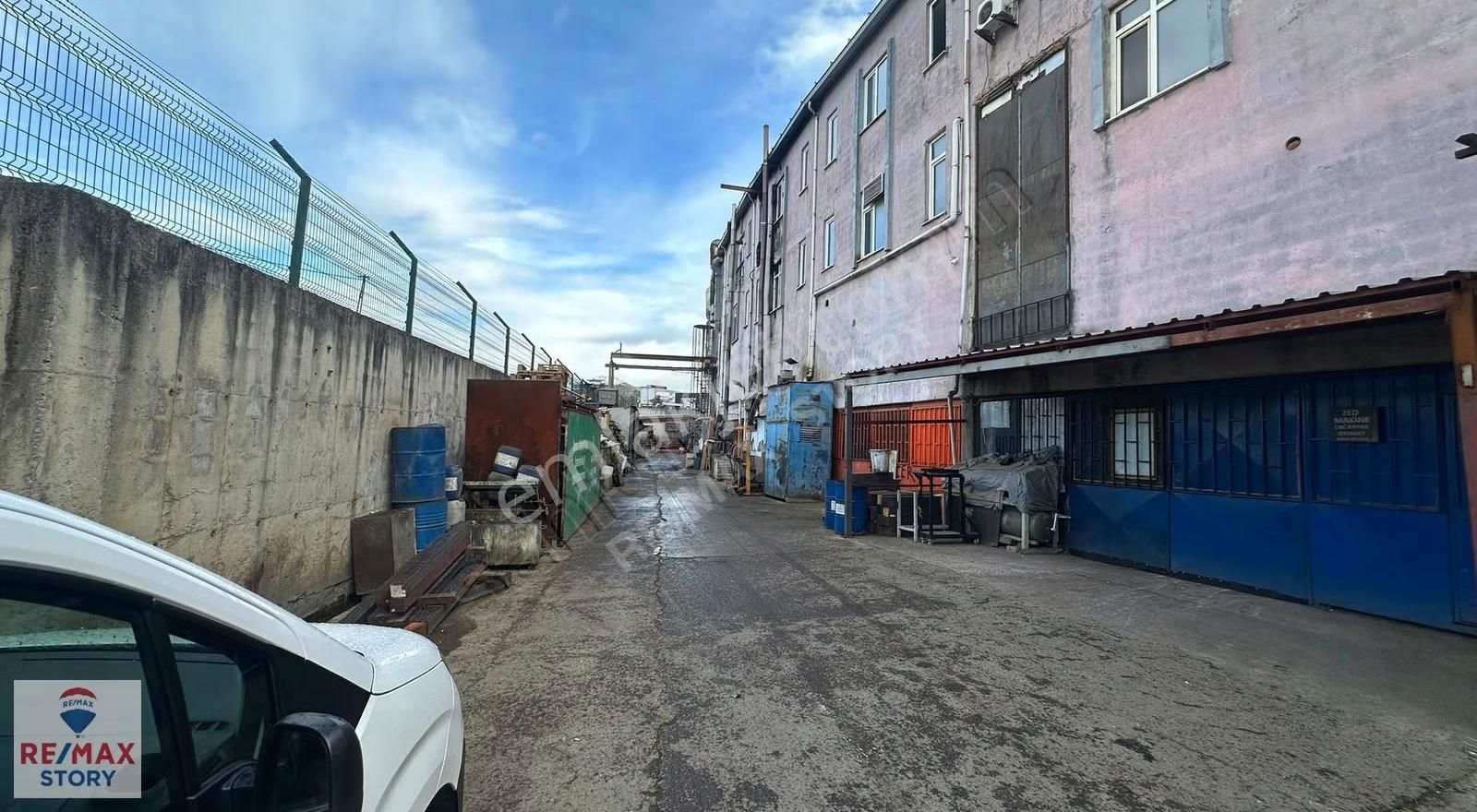 Tuzla Birmes Sanayi Sitesi! Kiracılı Satılık 3 Katlı İmalathane - Görsel 8