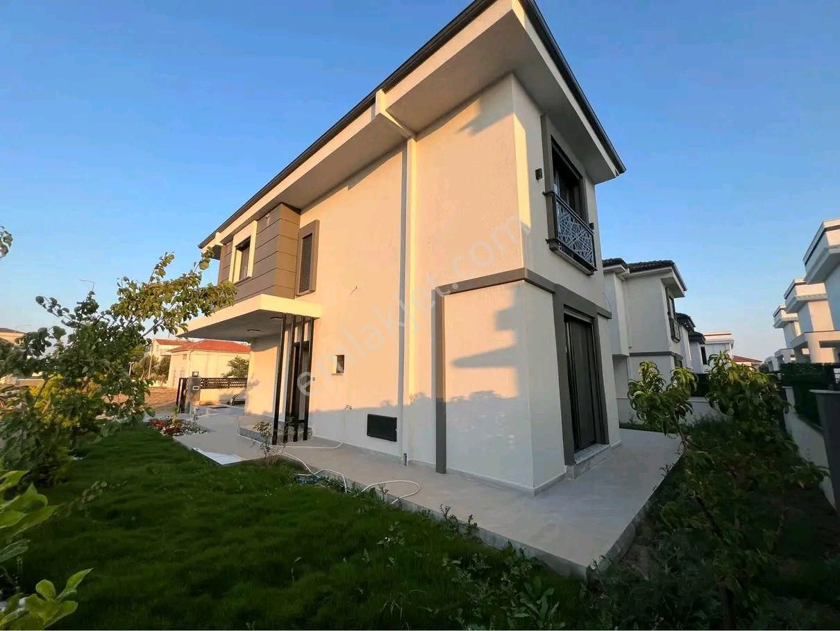 🏡🌄 Didim Çamlık Mahallesinde Satılık Tam Müstakil Sıfır İskanlı 4+1 Villa Satıyoruz - Görsel 9