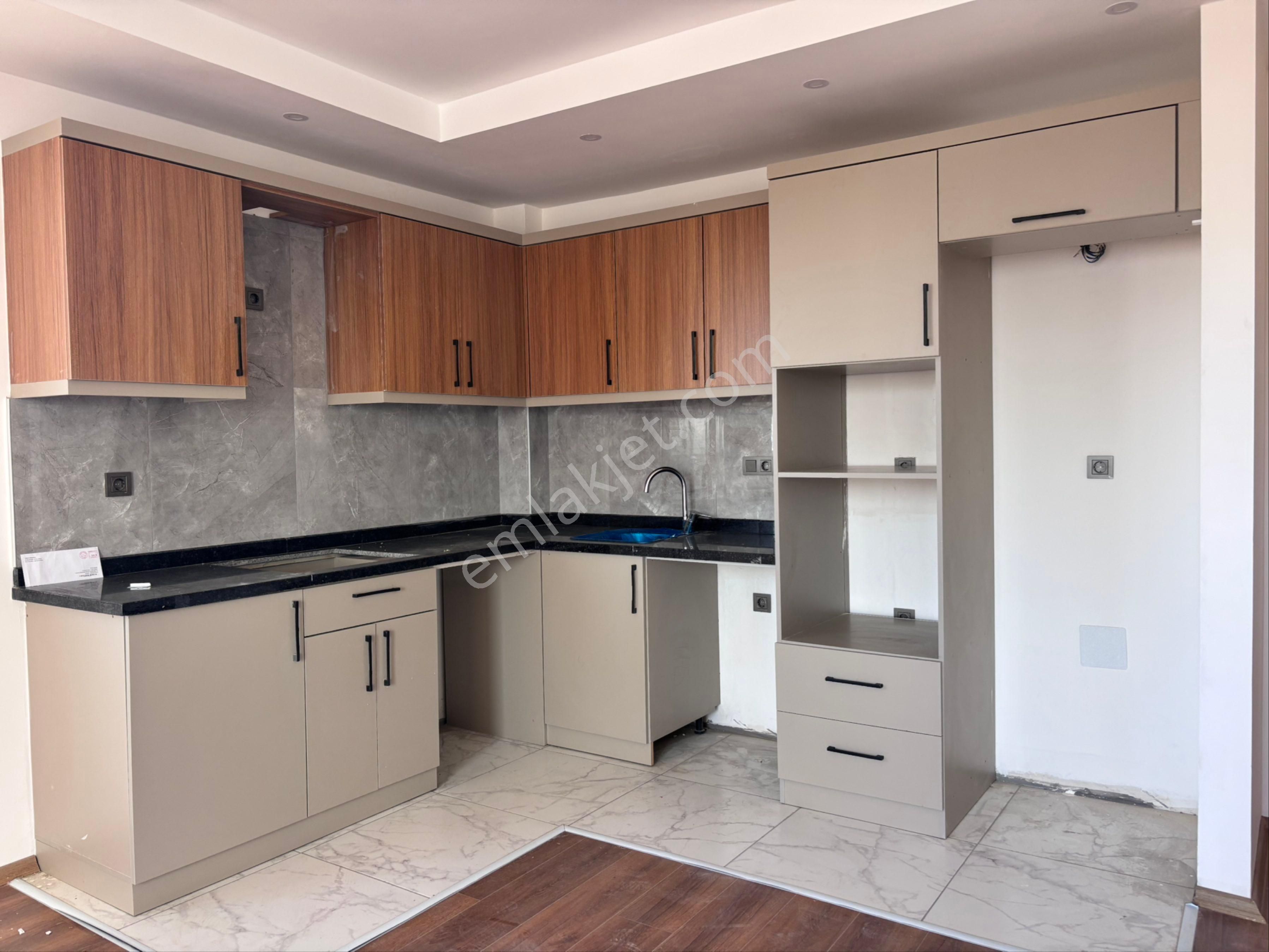 Alanya Payllarda Full Aktiviteli Site İçerisinde Deniz Manzaralı 2+1 Satılık Daire - Görsel 3