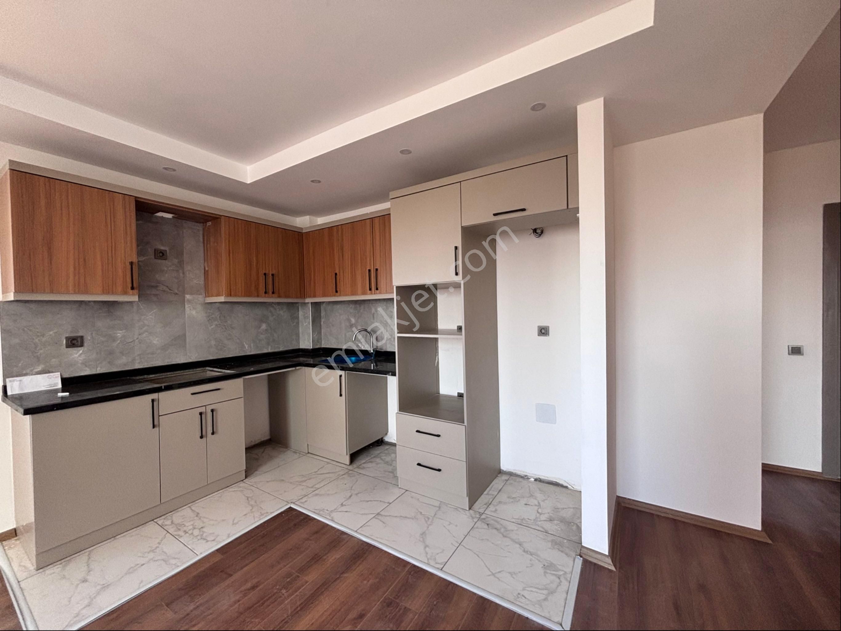 Alanya Payllarda Full Aktiviteli Site İçerisinde Deniz Manzaralı 2+1 Satılık Daire - Görsel 2